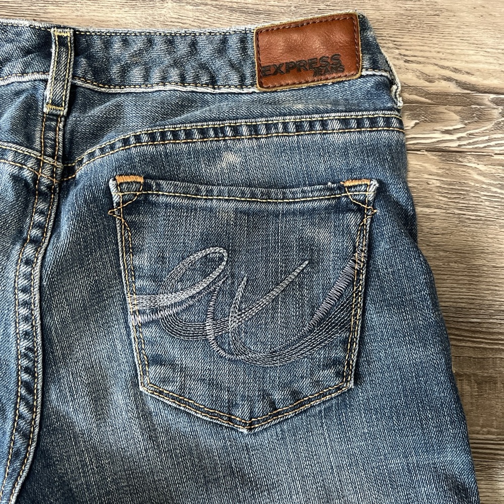 Express early 2000’s (y2k) Low Rise Stella bootcut jeans